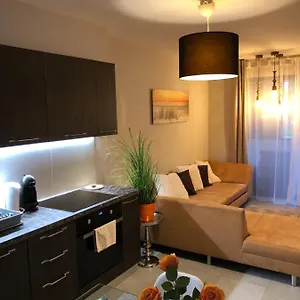 Gyoengye Lux , Szegedin Ungarn